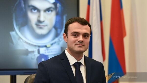 Пресс-конференция космонавта Арутюна Кивиряна (21 июня 2023). Еревaн - Sputnik Армения