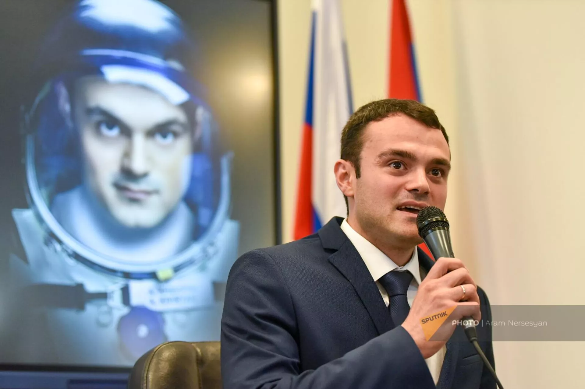 Пресс-конференция космонавта Арутюна Кивиряна (21 июня 2023). Еревaн Пресс-конференция космонавта Арутюна Кивиряна (21 июня 2023). Еревaн - Sputnik Армения, 1920, 21.06.2023