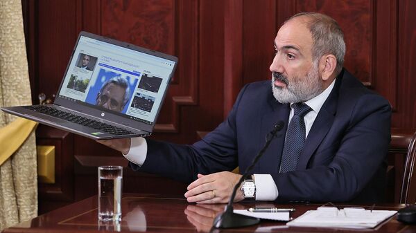 Премьер-министр Никол Пашинян ответил на вопросы членов Следственной комиссии НС по изучению обстоятельств боевых действий, развязанных 27 сентября 2020 года (27 июня 2023). Еревaн - Sputnik Армения