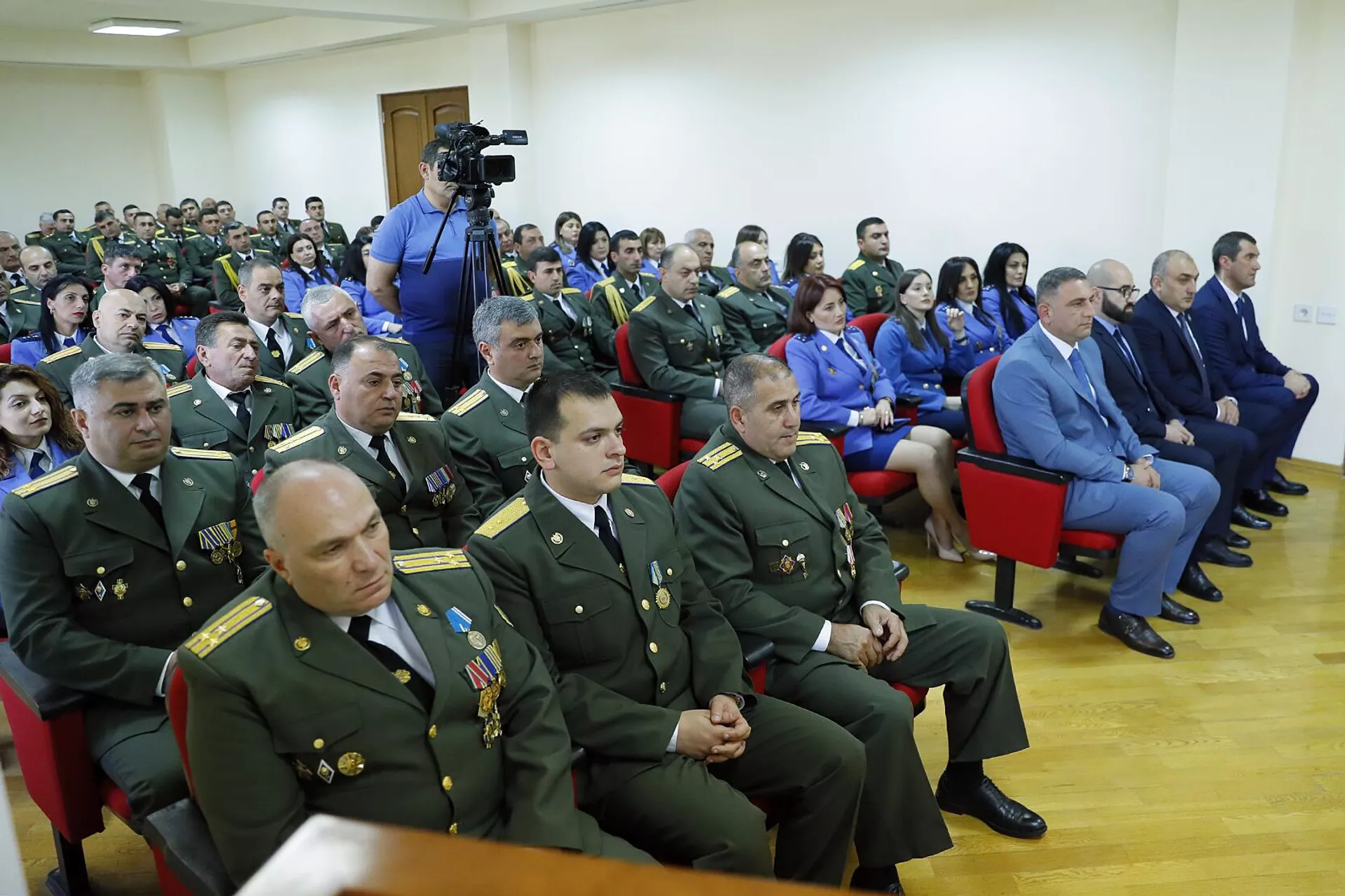Премьер-министр Никол Пашинян присутствовал на торжественном заседании, посвященном дню создания Службы государственной охраны (1 июля 2023). Еревaн Премьер-министр Никол Пашинян присутствовал на торжественном заседании, посвященном дню создания Службы государственной охраны (1 июля 2023). Еревaн - Sputnik Армения, 1920, 01.07.2023