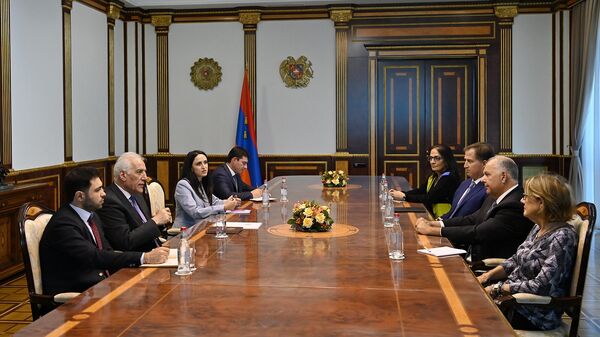 ՀՀ նախագահը Ամերիկայի հայկական համագումարի անդամների հետ քննարկել է անվտանգային հարցեր - Sputnik Արմենիա