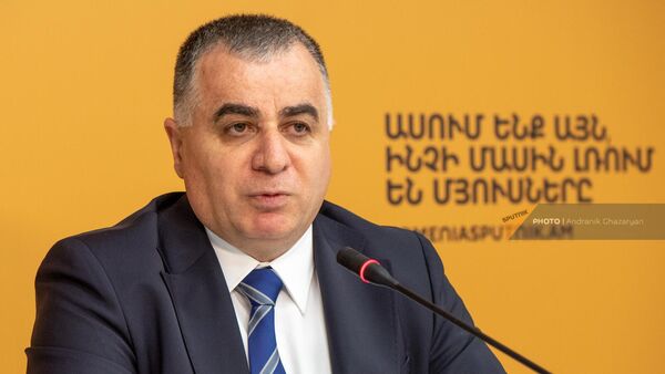 Յուրի Նավոյան - Sputnik Արմենիա