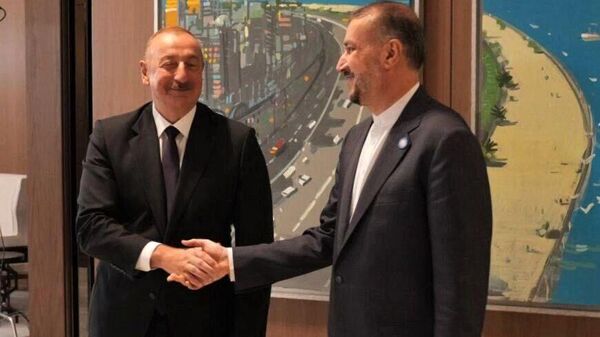 Ադրբեջանի նախագահ Իլհամ Ալիևի և Իրանի ԱԳՆ Հոսեյն Ամիր Աբդոլլահիանի հանդիպումը - Sputnik Արմենիա