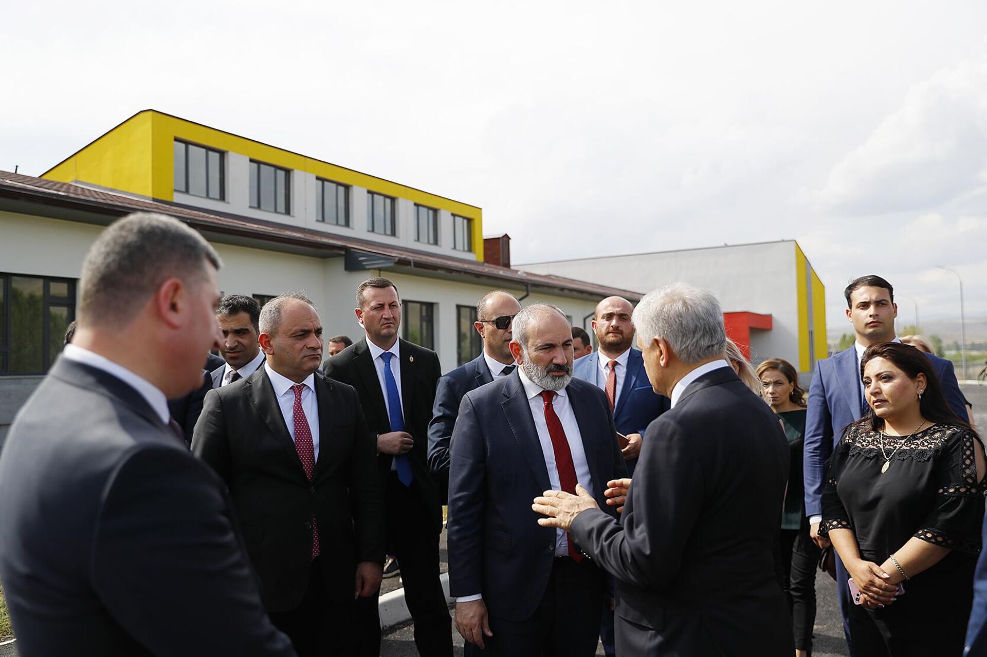 Премьер-министр Никол Пашинян во время рабочего визита в Котайкскую область (10 июля 2023). Котайк - Sputnik Արմենիա, 1920, 10.07.2023