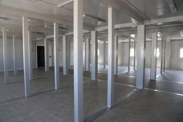 Министр обороны Сурен Папикян посетил стройплощадку казарм новых типов Министр обороны Сурен Папикян посетил стройплощадку казарм новых типов - Sputnik Армения