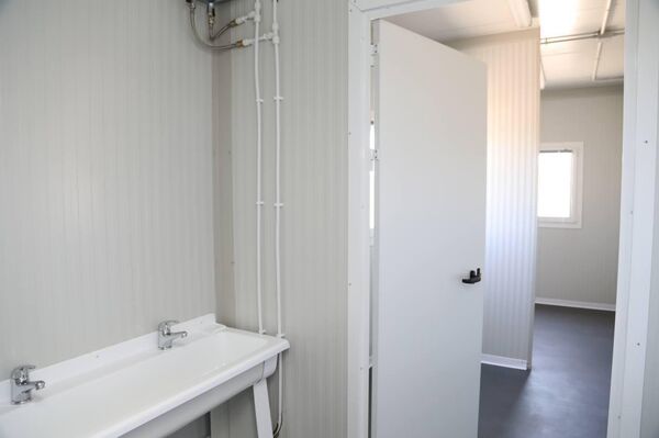 Министр обороны Сурен Папикян посетил стройплощадку казарм новых типов Министр обороны Сурен Папикян посетил стройплощадку казарм новых типов - Sputnik Армения