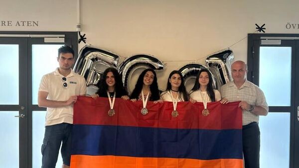 Участницы из Армении 3-й Европейской олимпиады для девушек по информатике в Швеции - Sputnik Արմենիա