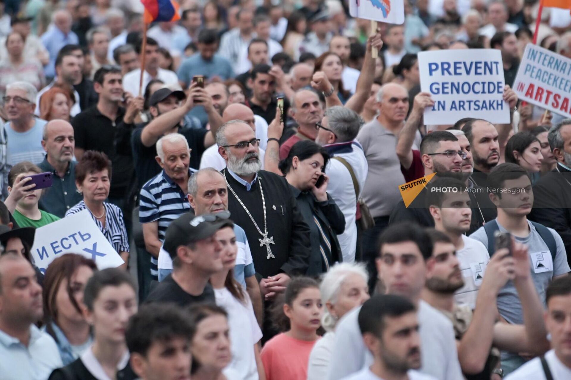Участники митинга Мы-Арцах на площади Свободы (25 июля 2023). Еревaн - Sputnik Армения, 1920, 25.07.2023