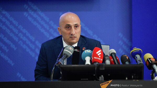 Пресс-конференция председателя ЦИК Ваагна Овакимяна (3 августа 2023). Еревaн - Sputnik Армения