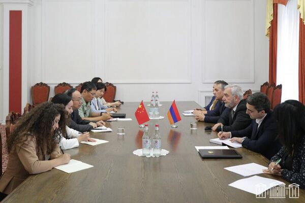 Անդրանիկ Քոչարյանն ընդունել է ՀՀ-ում Չինաստանի դեսպան Ֆան Յոնգին - Sputnik Արմենիա