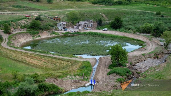Искусственный водоем у Галинджакарской крепости Тавушской области - Sputnik Армения