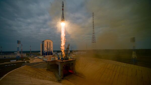 Запуск ракеты-носителя Союз-2.1б с разгонным блоком Фрегат и автоматической станцией Луна-25 с космодрома Восточный (11 августа 2023). Амурская область - Sputnik Армения