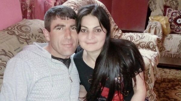 Мать, подвергшая избиению и насилию своего ребенка Анна Аревшатян с мужем Татулом Мандатяном - Sputnik Армения