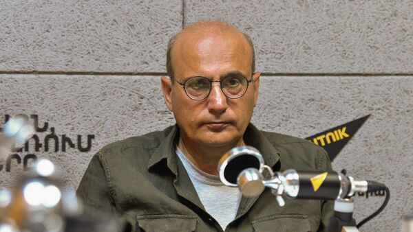 Политолог Степан Даниелян в гостях радио Sputnik - Sputnik Армения