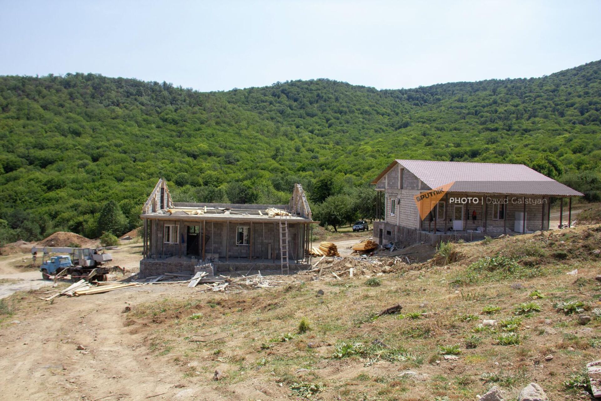 Строящиеся дома в новом квартале села Шурнух, Сюникская область - Sputnik Արմենիա, 1920, 22.08.2023