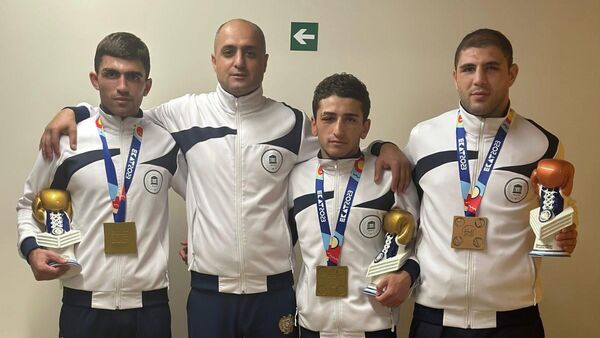 Армянские боксеры на чемпионате мира по студенческому спорту завоевали 2 золотые и 1 бронзовую медаль - Sputnik Армения
