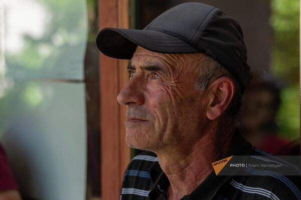 Житель села Лор - Sputnik Армения