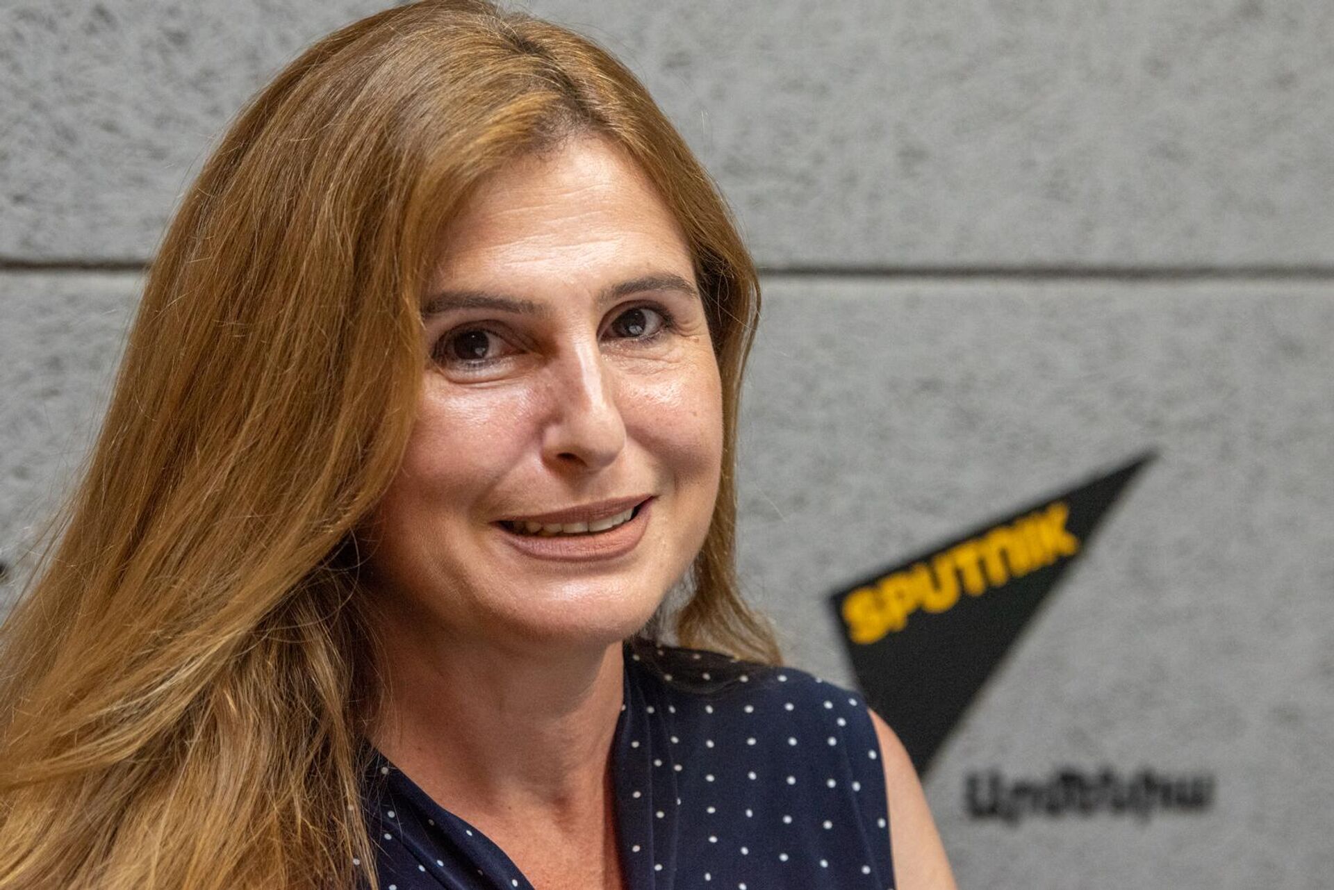 Изабелла Абгарян в гостях радио Sputnik Изабелла Абгарян в гостях радио Sputnik - Sputnik Արմենիա, 1920, 30.07.2025