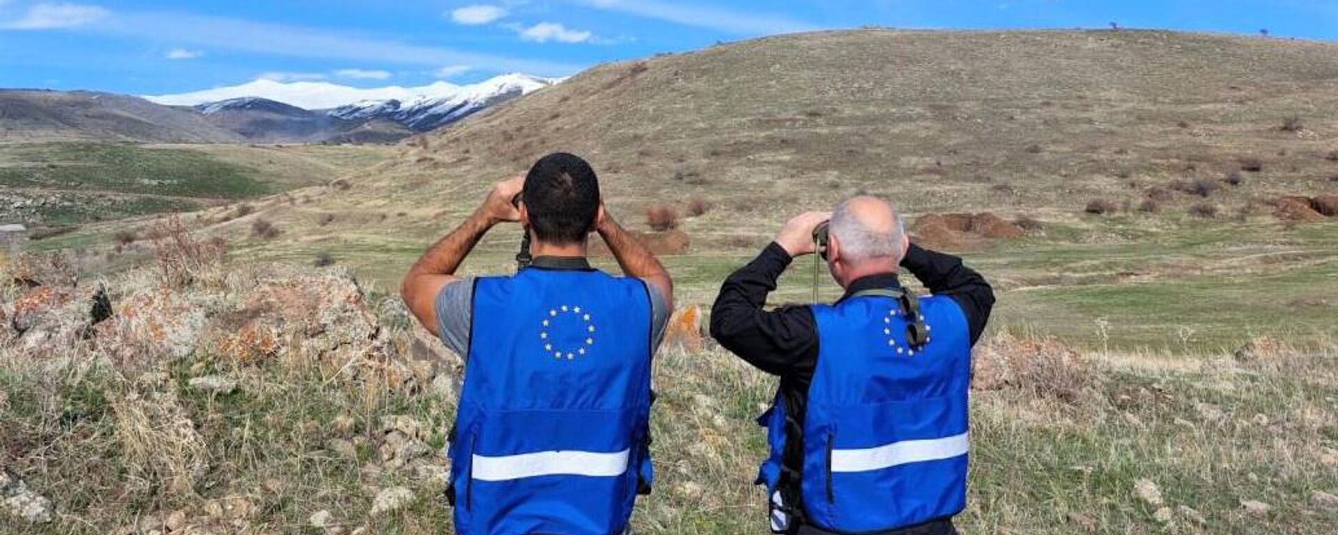 Наблюдатели гражданской миссии ЕС на Армяно-азербайджанской границе - Sputnik Армения, 1920, 13.11.2023