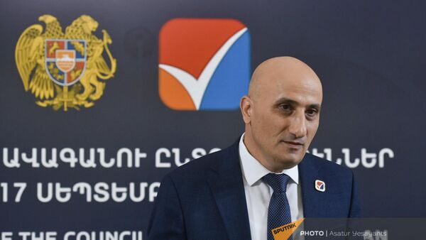 Глава ЦИК Ваагн Овакимян пресс-конференции после брифинга (17 сентября 2023). Еревaн - Sputnik Армения