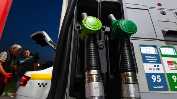 В Москве цены на бензин и дизтопливо ускорили рост - Sputnik Армения