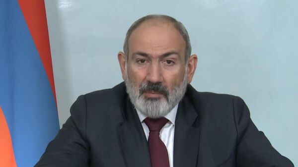 Премьер-министр Никол Пашинян во время обращения к народу (24 сентября 2023). Еревaн - Sputnik Армения