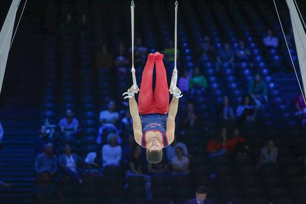 Член сборной Армении по спортивной гимнастике Артур Аветисян на Чемпионате мира в Антверпене - Sputnik Армения