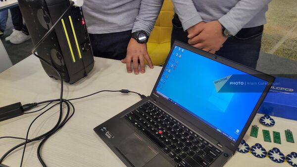 Лаборатория - Sputnik Армения