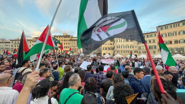 Акция в поддержку Палестины на площади Санта Мариа Новелла (14 октября 2023). Флоренция - Sputnik Армения