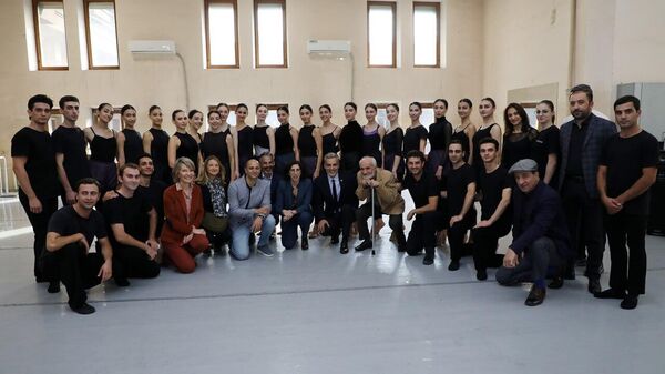 Ֆրանսիայի մշակույթի նախարար Ռիմա Աբդուլ Մալակն այցելել է Օպերայի և բալետի ազգային ակադեմիական թատրոն - Sputnik Արմենիա