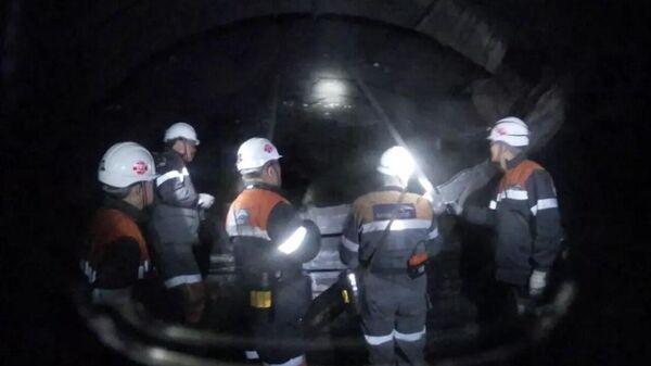 Փրկարարները Ղազախստանի փլուզված հանքահորում - Sputnik Արմենիա