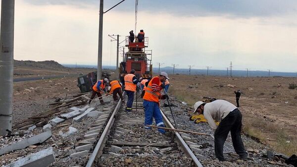 Восстановительные работы на железной дороге - Sputnik Армения