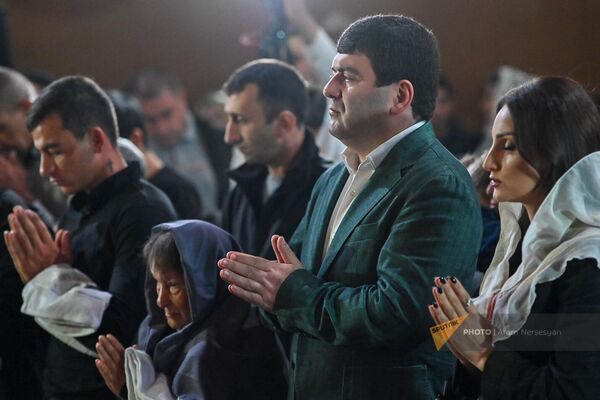 Արցախցիների մկրտության արարողությունը Մասիսում - Sputnik Արմենիա