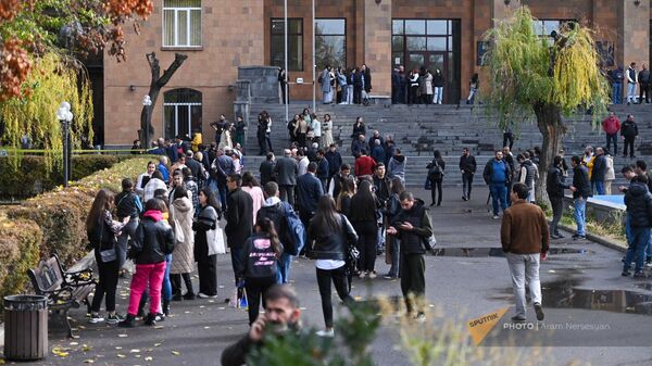 В Ереванском госуниверситете призвали не вовлекать вуз в политические процессы