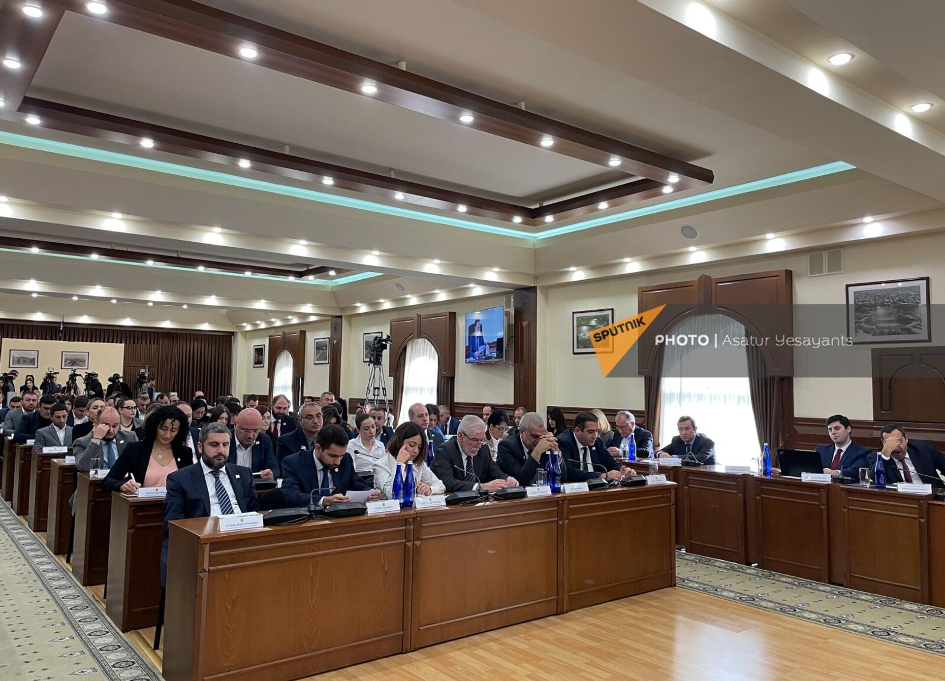 Первое заседание Совета старейшин в полном составе (21 ноября 2023). Еревaн - Sputnik Армения, 1920, 21.11.2023