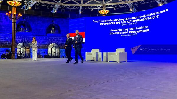 Президенты Армении и Ирака Ваагн Хачатурян и Абдул Латиф Рашид на Армяно-иракской технологической инициатиерве (23 ноября 2023). Гюмри - Sputnik Армения