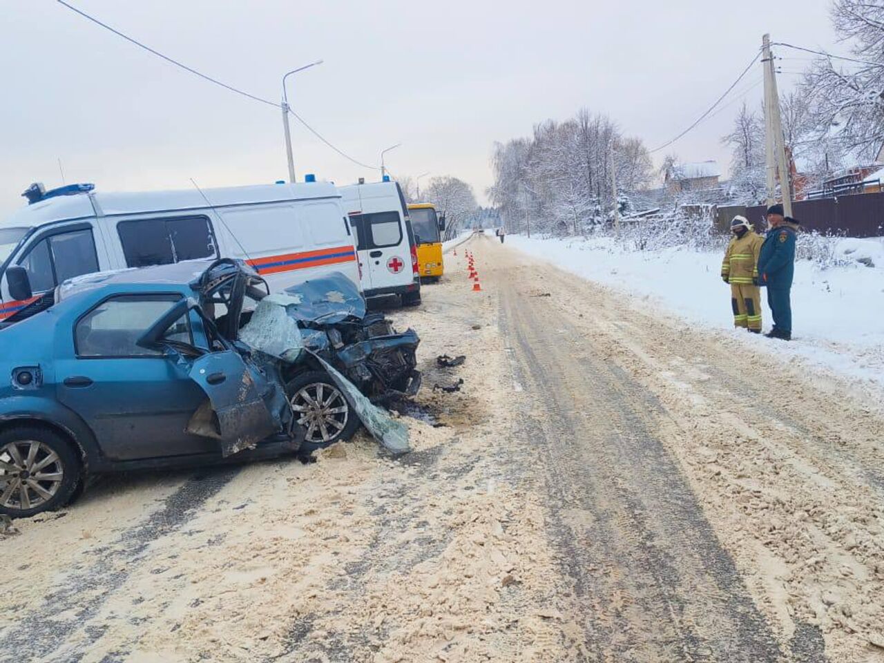 ДТП с участием экскурсионного автобуса под Калугой - пострадали шестеро  детей - 25.11.2023, Sputnik Армения