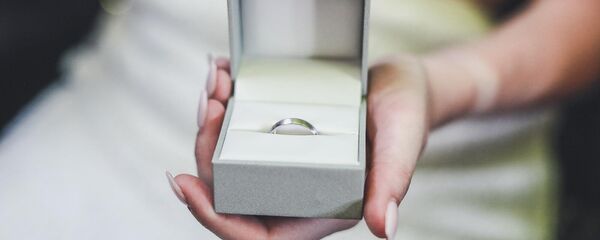 Обручальное кольцо Обручальное кольцо - Sputnik Армения