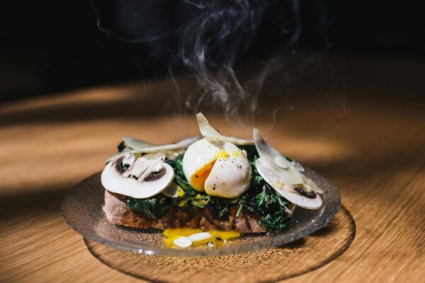 Врач-диетолог рассказала, почему вредно есть жареное Врач-диетолог рассказала, почему вредно есть жареное - Sputnik Армения