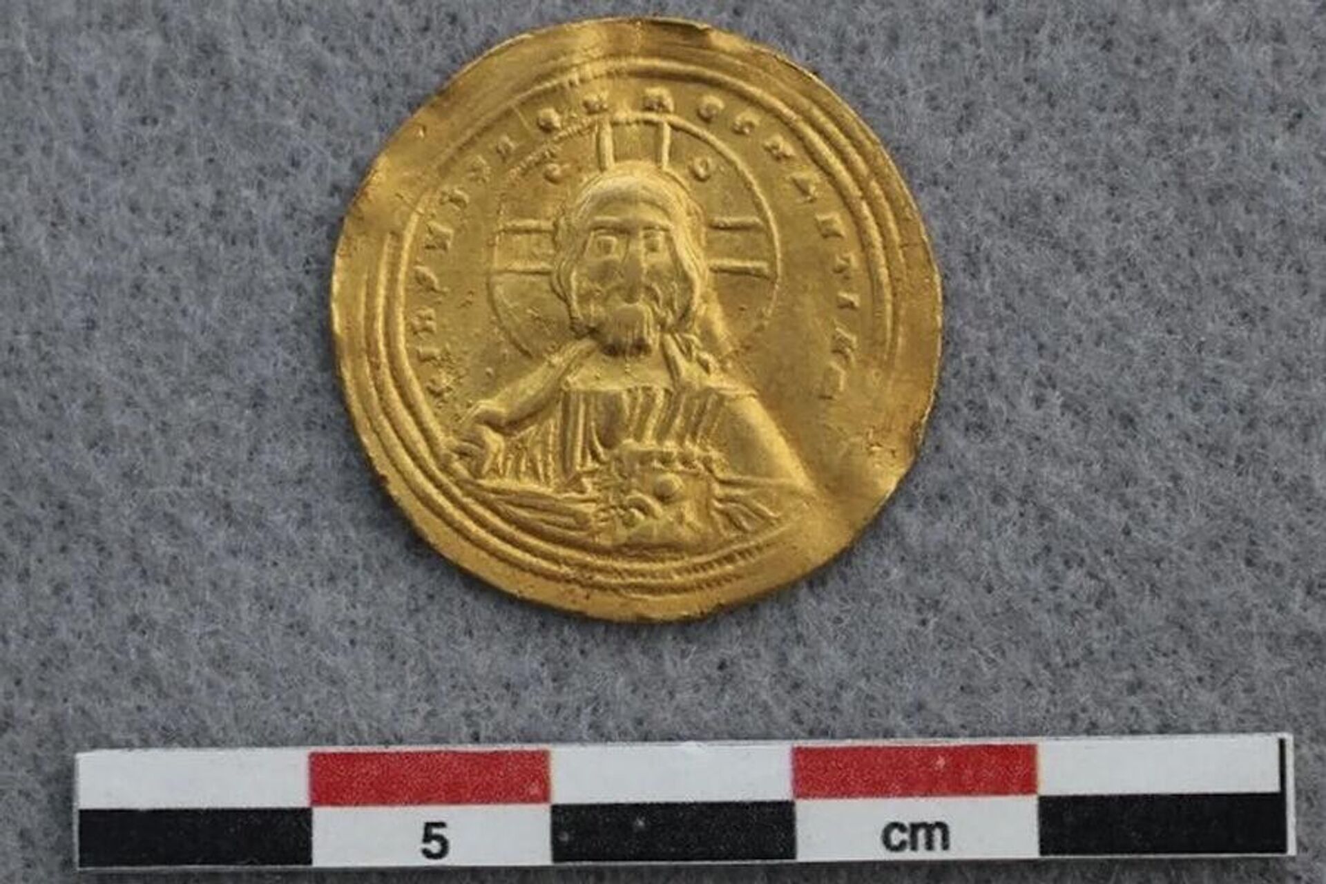 Редкая монета с лицом Иисуса Христа обнаружена в Норвегии - Sputnik Армения, 1920, 10.12.2023