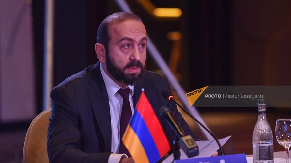 Глава МИД Арарат Мирзоян на министерской встрече группы стран, не имеющих выхода к морю (14 декабря 2023). Еревaн - Sputnik Армения