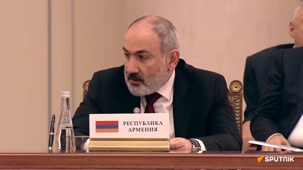 Принципы ЕАЭС не должны коррелировать с политическими амбициями: Пашинян о позиции Еревана в отношении организации - Sputnik Армения