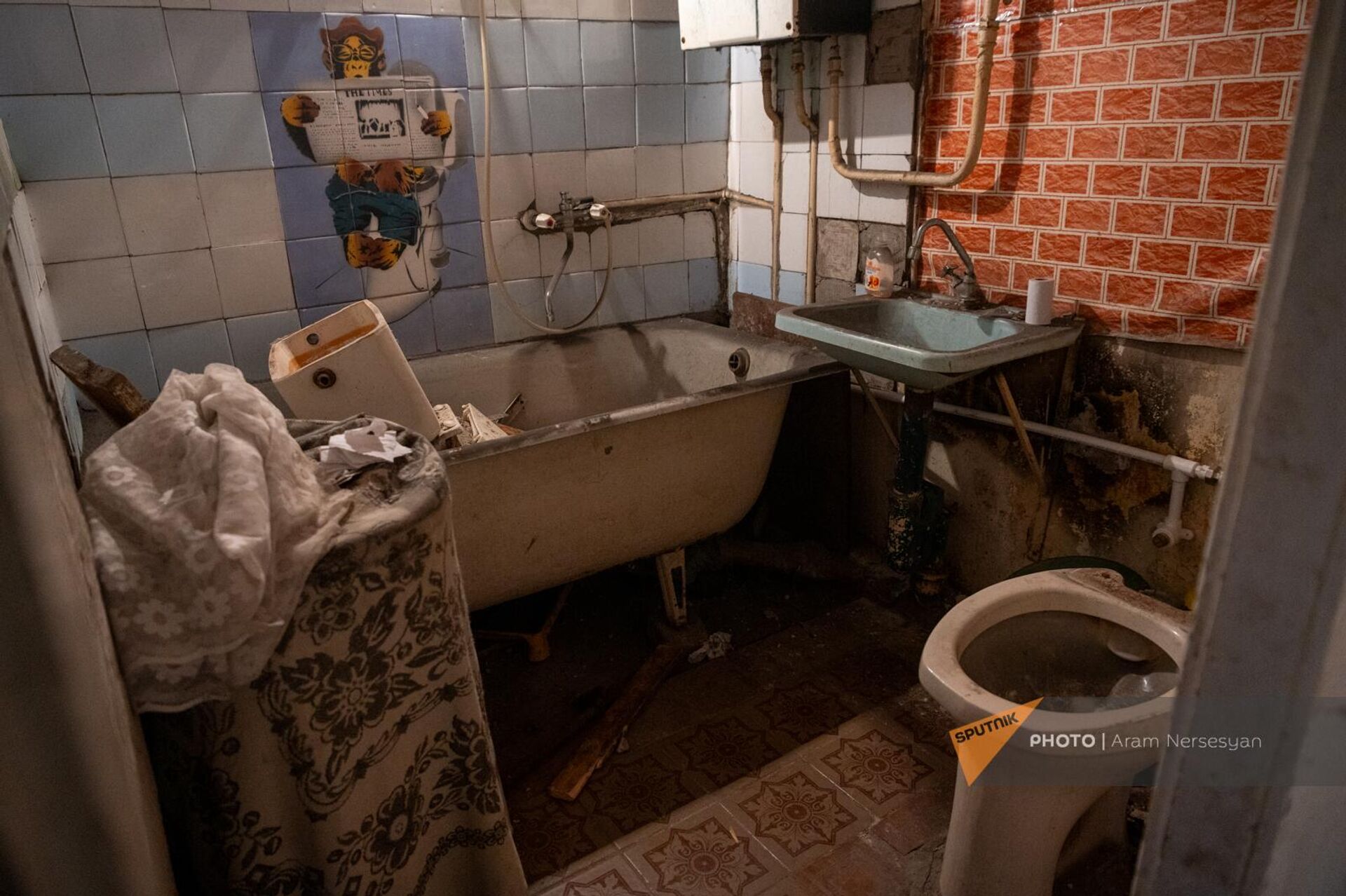 Квартира в Раздане, арендованная вынужденной переселенкой из Нагорного Карабаха Анной - Sputnik Армения, 1920, 29.12.2023