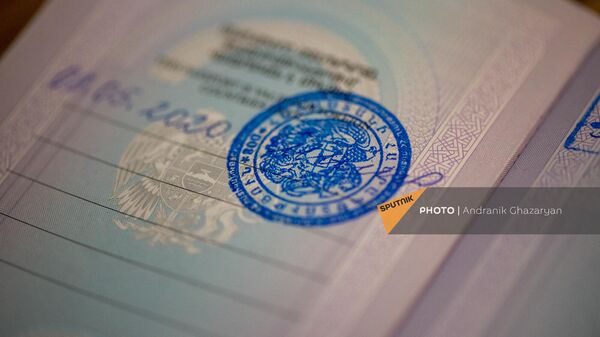 Выездная печать в паспорте гражданина РА - Sputnik Армения