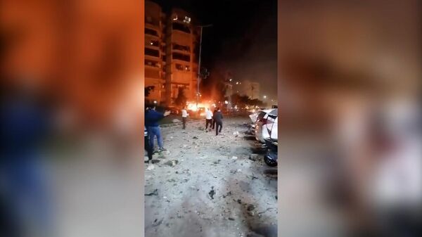 Мощный взрыв прогремел в подконтрольном Хезболлах южном пригороде Бейрута - Sputnik Армения