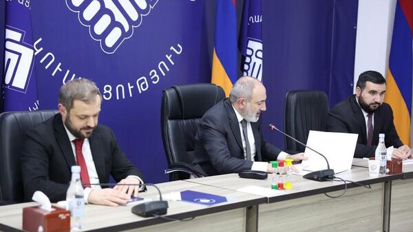 Заседание инициативной группы партии Гражданский договор под председательством Никола Пашиняна (4 января 2023). Еревaн - Sputnik Армения