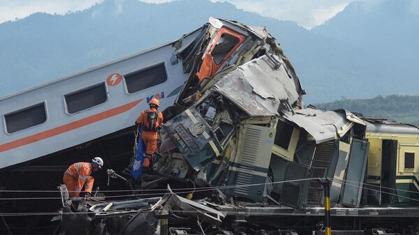 Գնացքների վթարն Ինդոնեզիայում - Sputnik Արմենիա