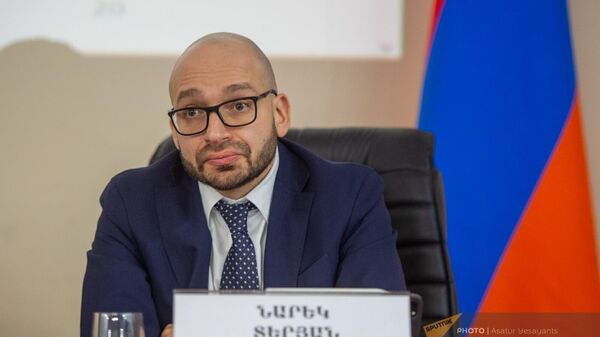 Замминистра экономики Нарек Терян на ежегодной итоговой пресс-конференции министерства (8 января 2023). Еревaн - Sputnik Армения