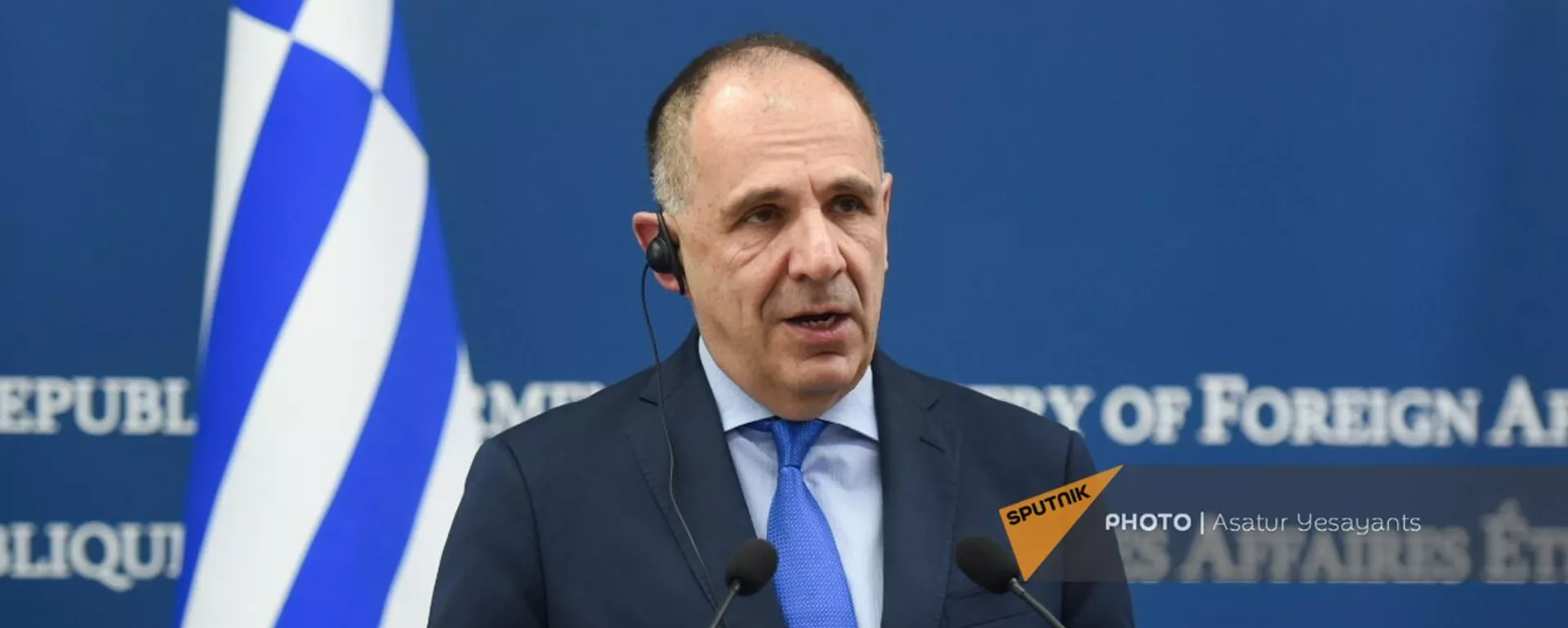 Глава МИД Греции Йоргос Герапетритис на пресс-конференции с  Араратом Мирзояном по итогам встречи (10 января 2024). Еревaн - Sputnik Армения, 1920, 10.01.2024