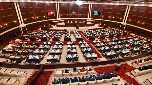 Партия власти в Азербайджане предложит распустить парламент и пойти на новые выборы